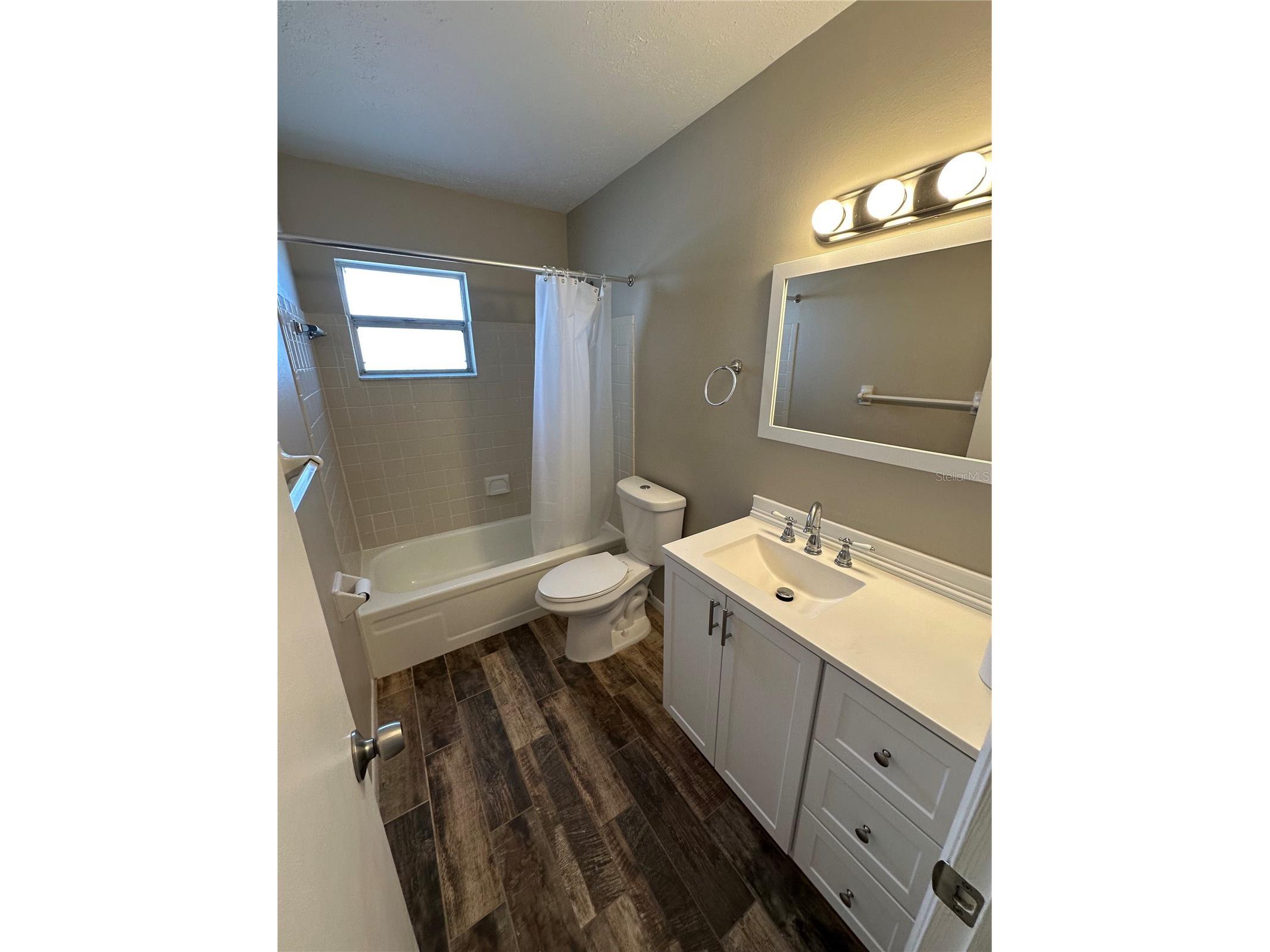 1025 Apollo Beach Boulevard #D Apollo Beach FL 33572 TB8496432 image4