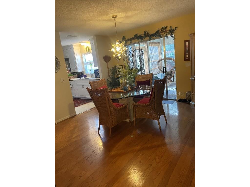 1025 Avalon Avenue Lady Lake FL 32159 O6361460 image4