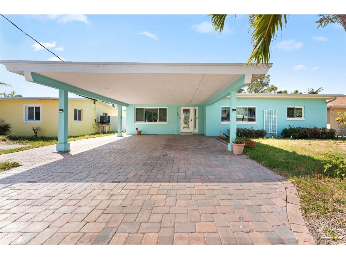 1025 Boca Ciega Isle Drive Saint Pete Beach FL 33706 TB8380203 image1