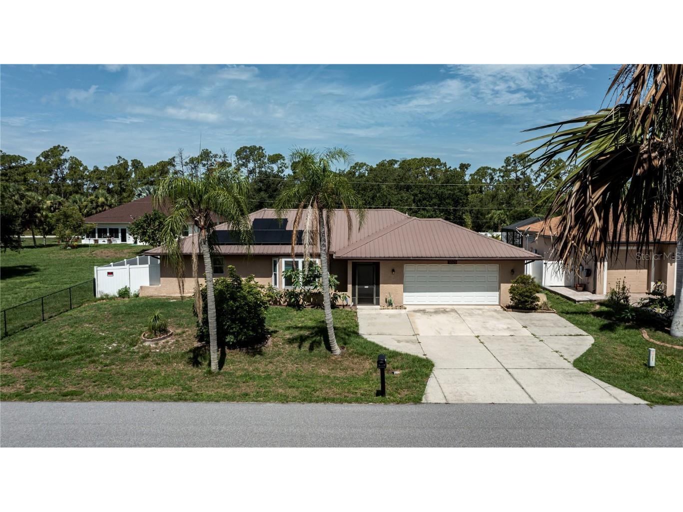 1025 Cabot Street E Port Charlotte FL 33953 C7493709 image1