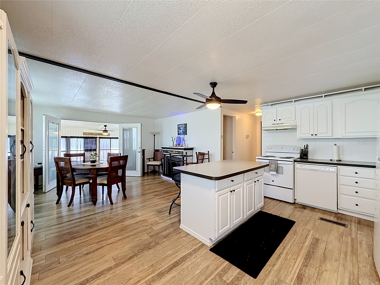 1025 Capella Drive Tavares FL 32778 G5114703 image7