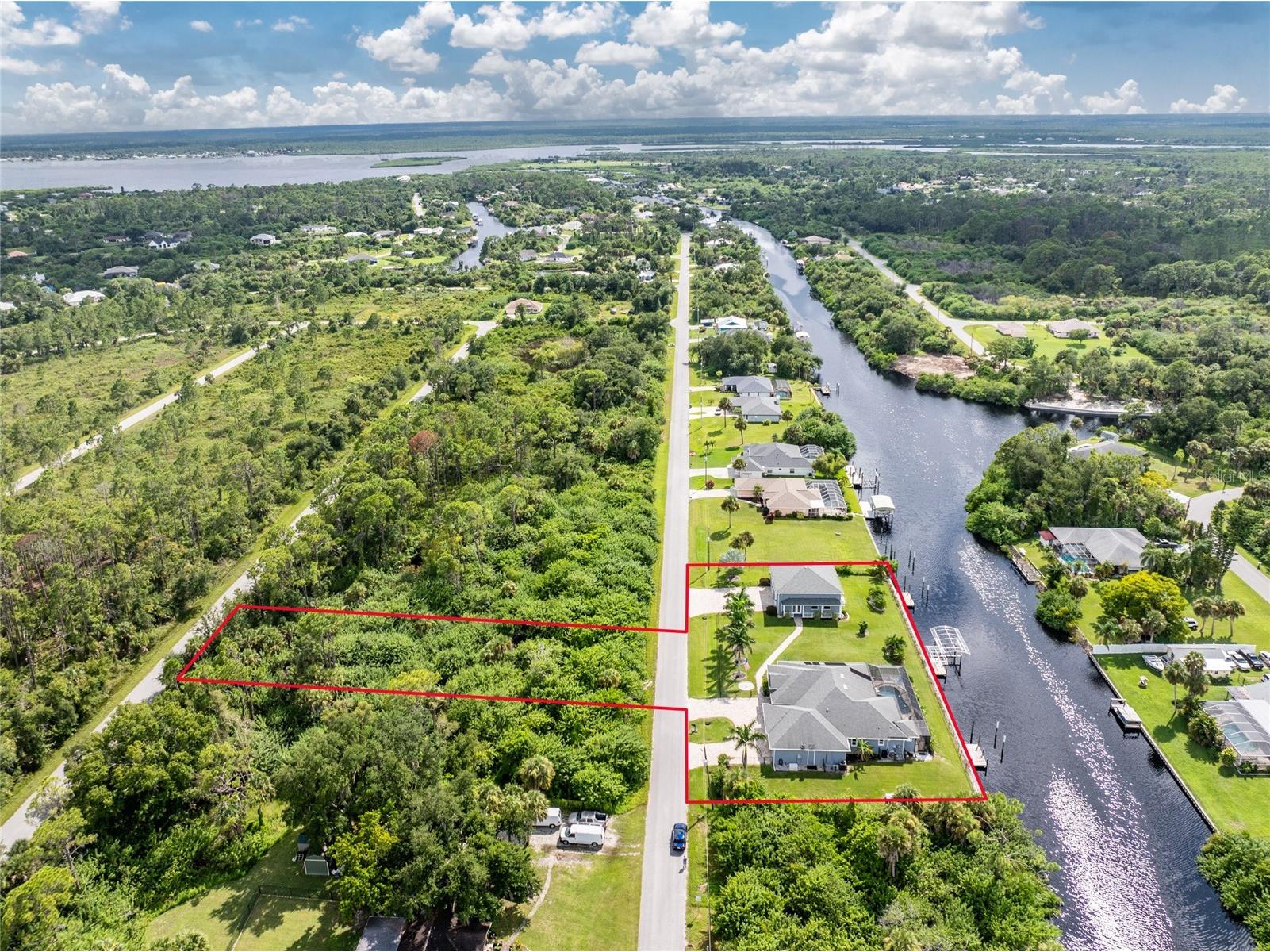 1025 Cheshire Street Port Charlotte FL 33953 - CHESHIRE WATERWAY C7510231 image2