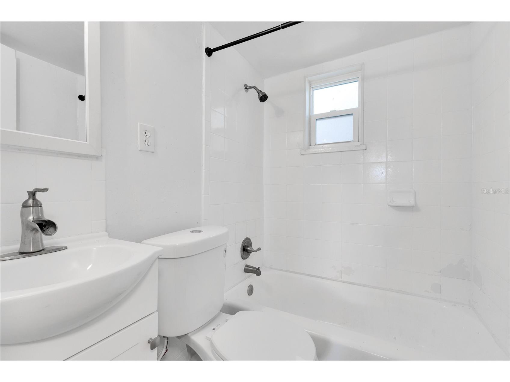 1025 Colyer Street #A/B Orlando FL 32805 O6401157 image11