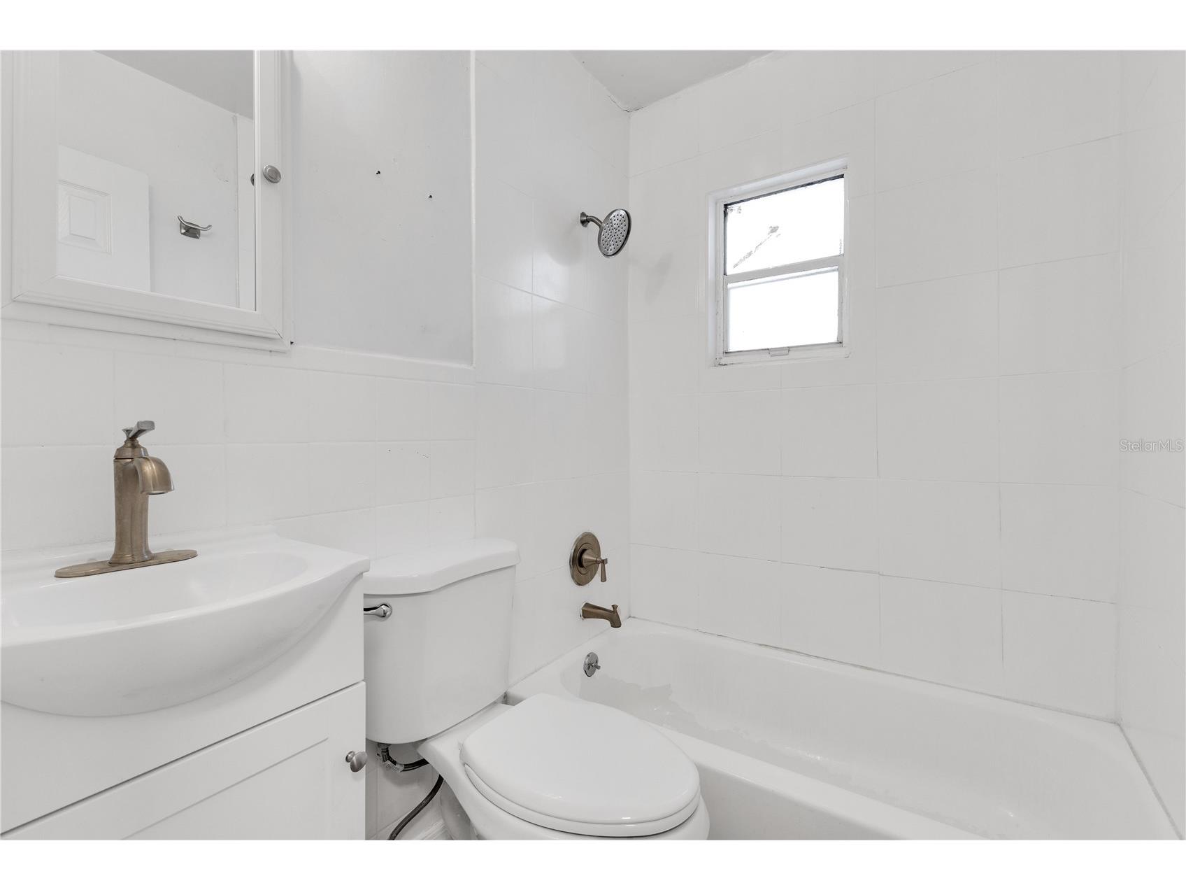 1025 Colyer Street #A/B Orlando FL 32805 O6401157 image19