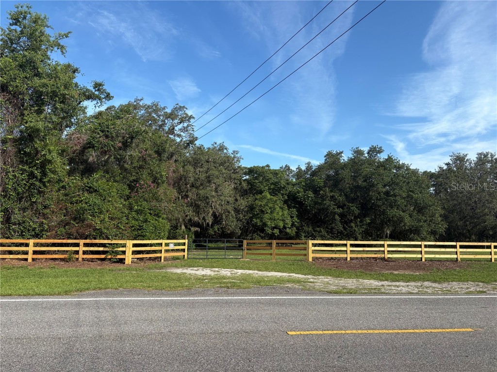 1025 County Road 48 Groveland FL 34736 G5098833 image1