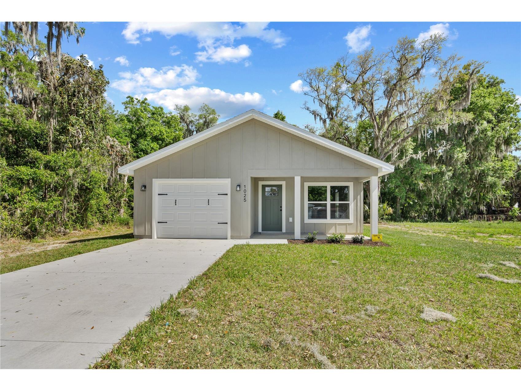 1025 Cr 452a Lake Panasoffkee FL 33538 G5110614 image2