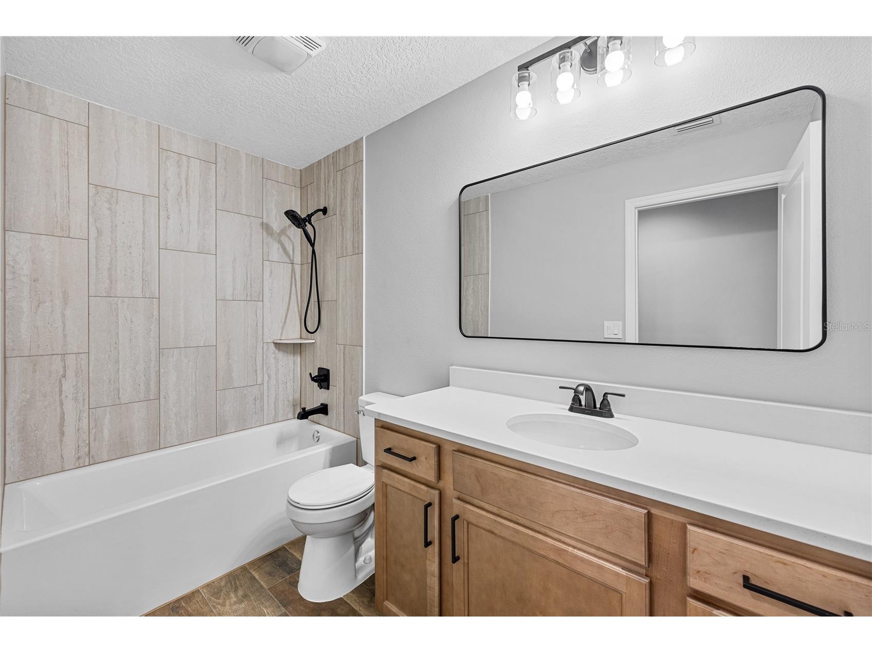 1025 Cr 452a Lake Panasoffkee FL 33538 G5110614 image32