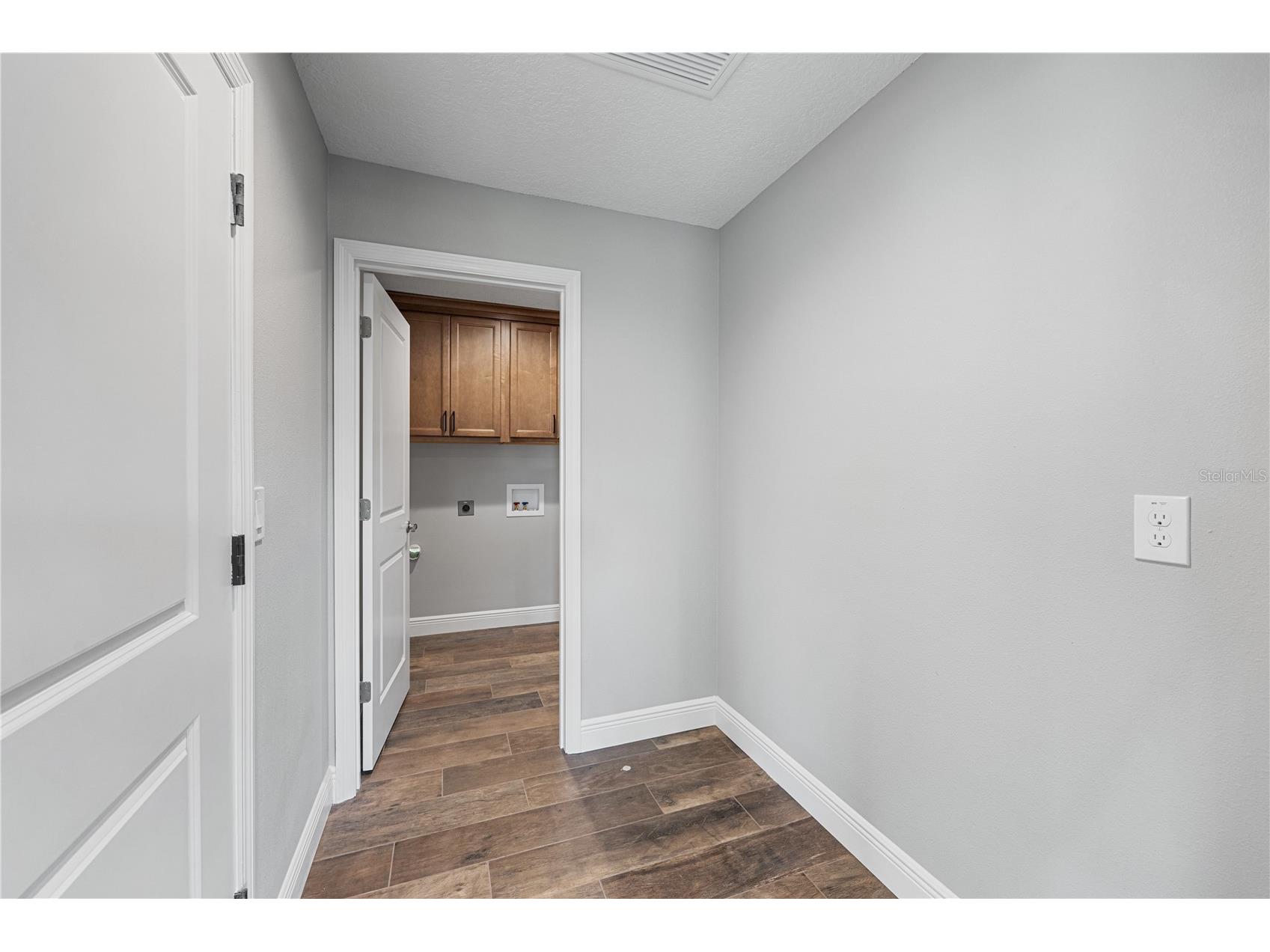 1025 Cr 452a Lake Panasoffkee FL 33538 G5110614 image35