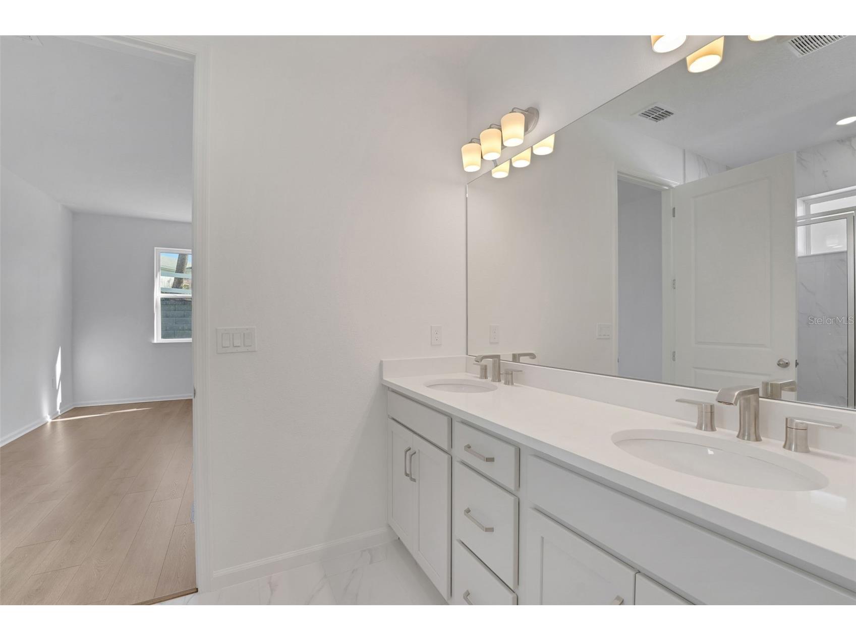 1025 Fiesta Key Circle Lady Lake FL 32159 G5113061 image17