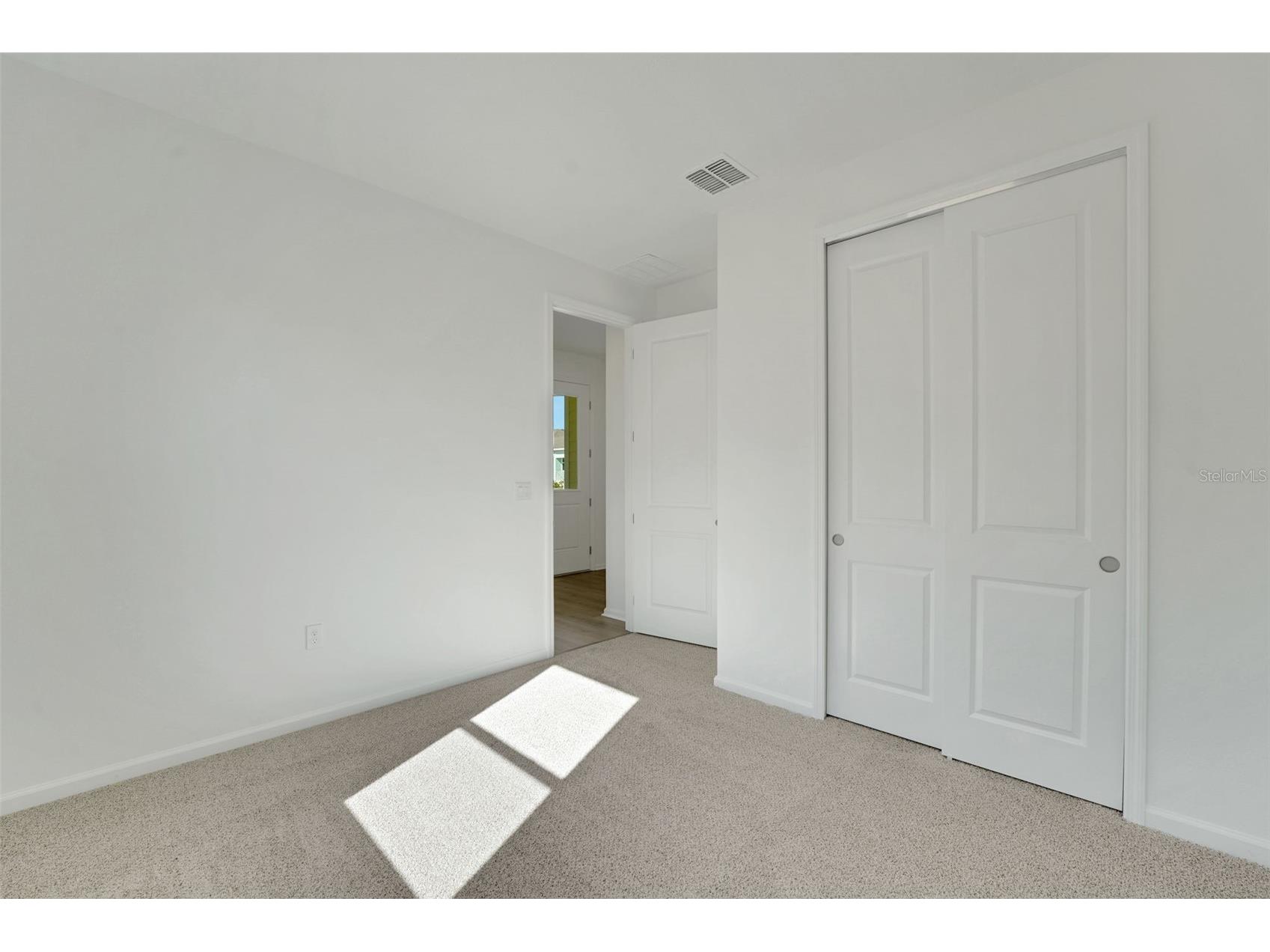 1025 Fiesta Key Circle Lady Lake FL 32159 G5113061 image38