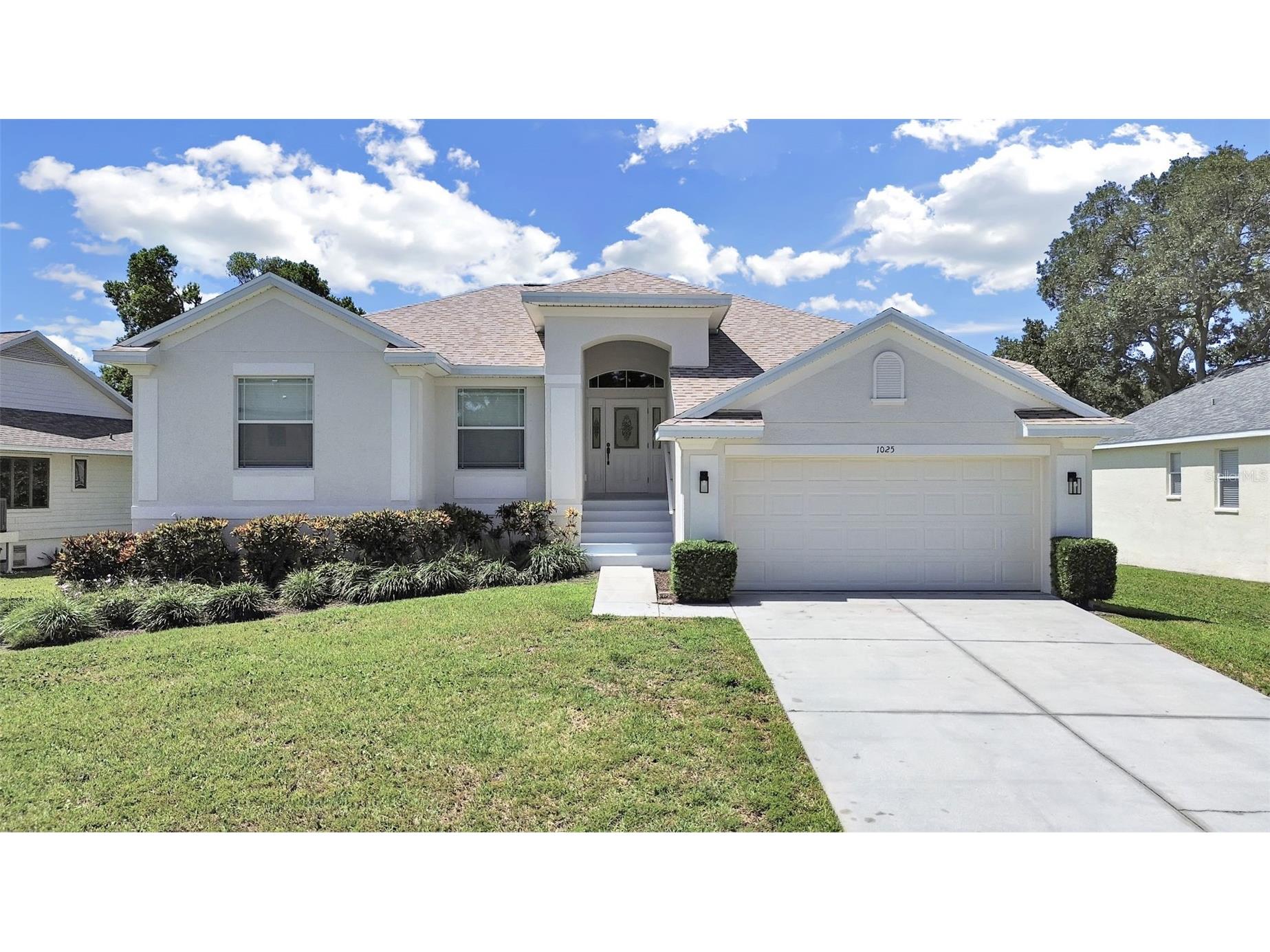 1025 Lake Avoca Place Tarpon Springs FL 34689 - LAKE AVOCA TB8520447 image1