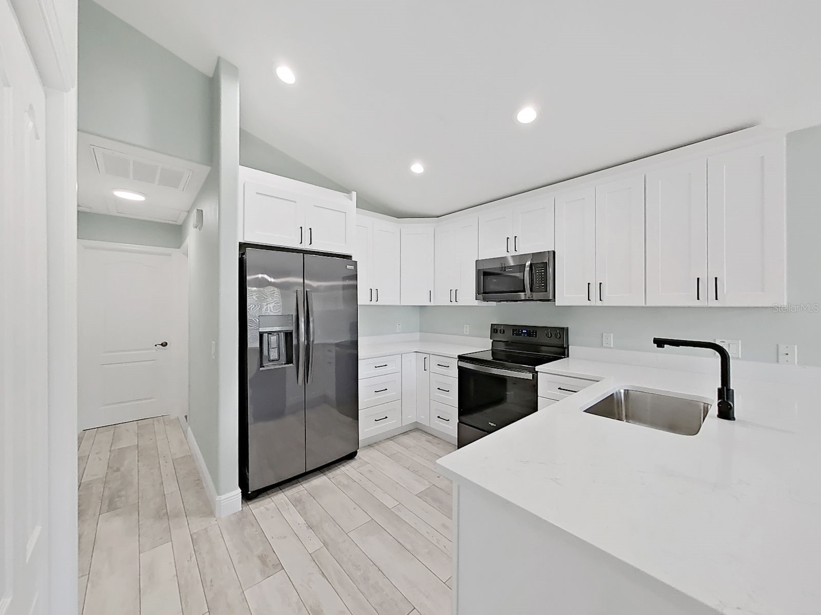 1025 Lake Avoca Place Tarpon Springs FL 34689 - LAKE AVOCA TB8520447 image16