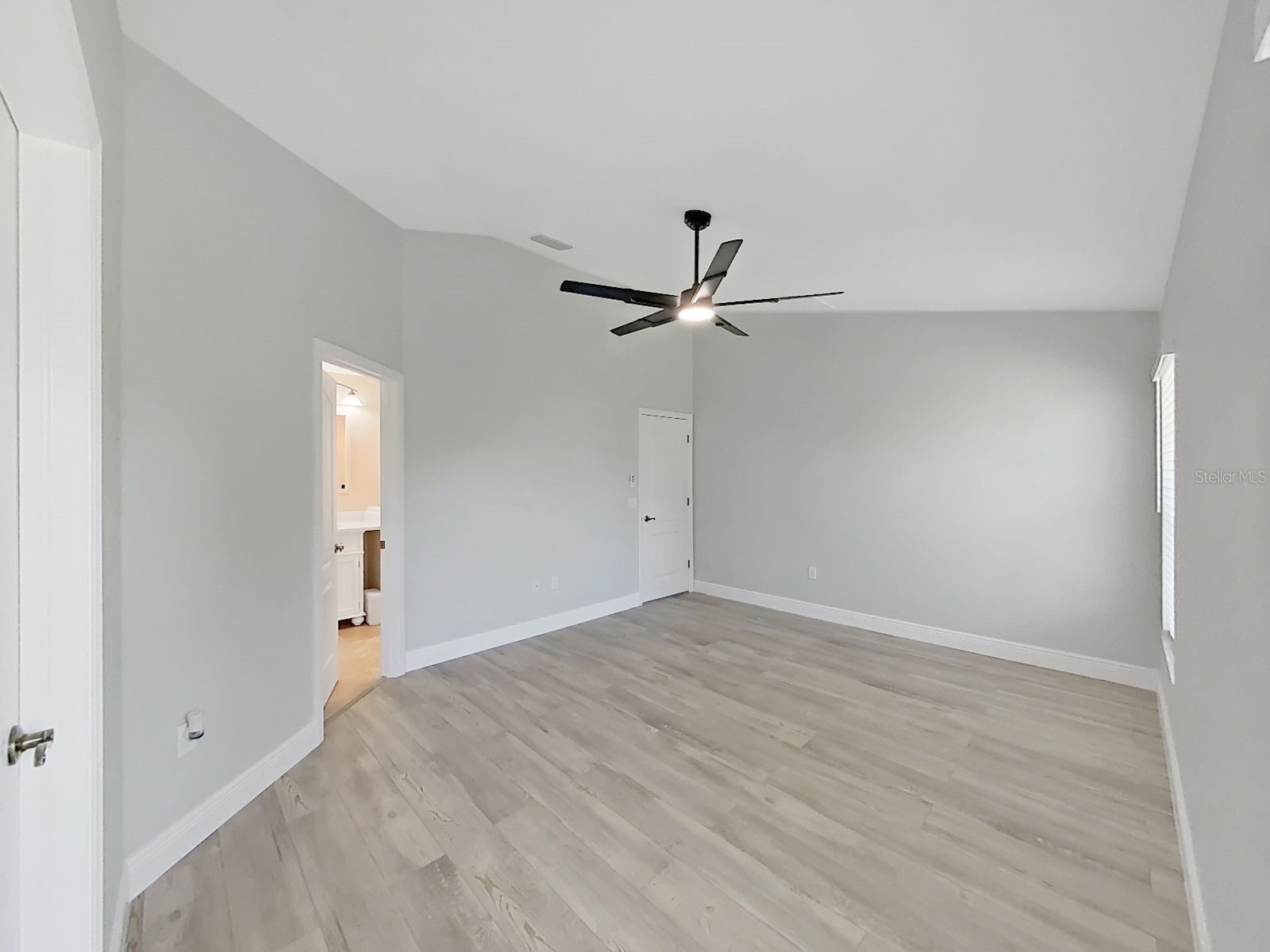 1025 Lake Avoca Place Tarpon Springs FL 34689 - LAKE AVOCA TB8520447 image31