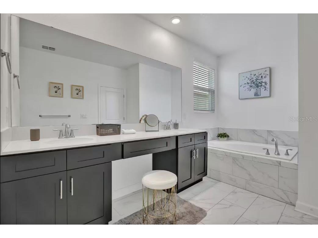 1025 Leader Street Davenport FL 33896 S5138347 image2