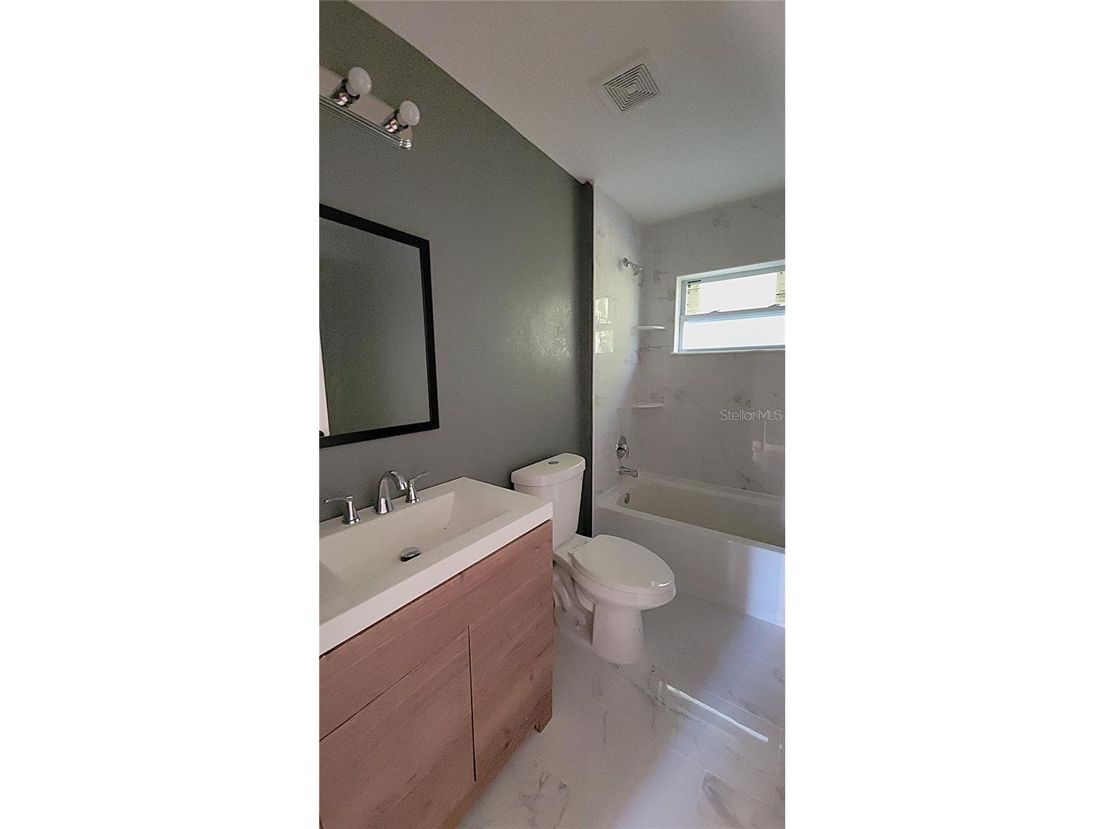 1025 N Clara Ave Deland FL 32720 V4949041 image14