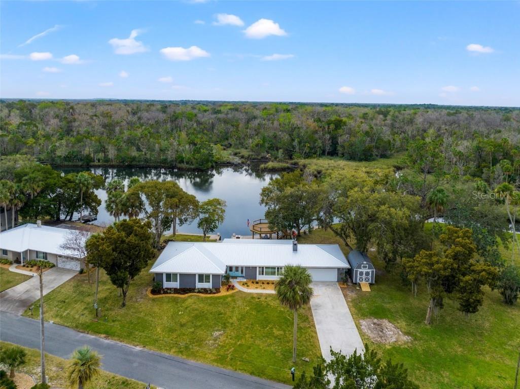 1025 N Crescent Drive Crystal River FL 34429 OM672567 image1