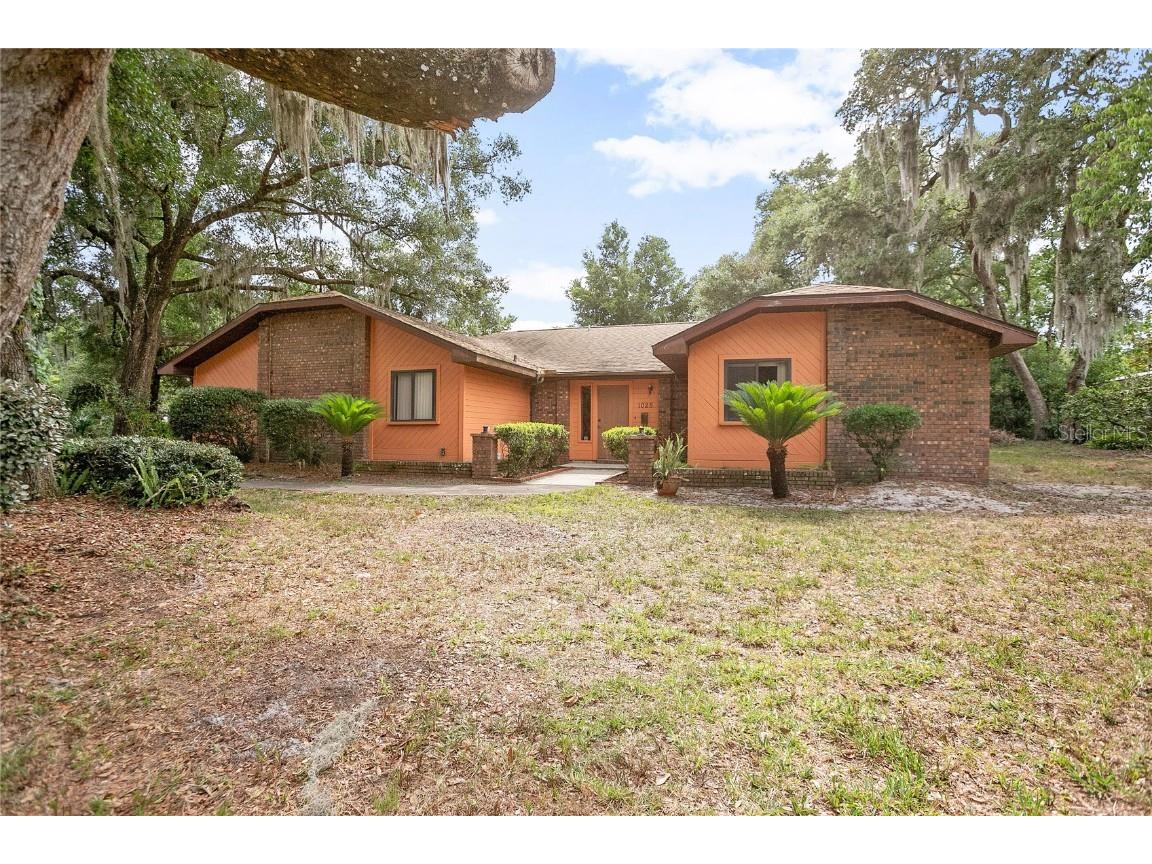 1025 N Thorpe Avenue Orange City FL 32763 V4936264 image1