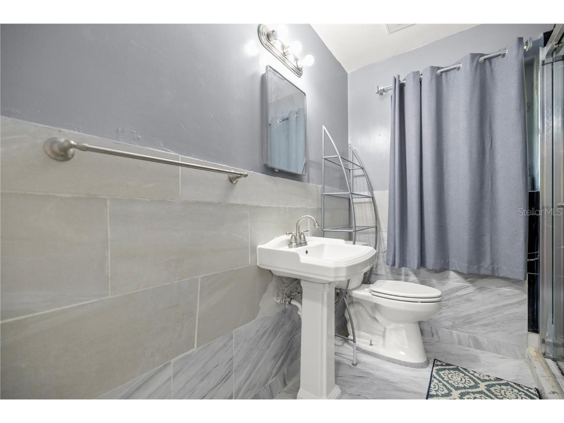 1025 NE 4th Street Chiefland FL 32626 OM699579 image12