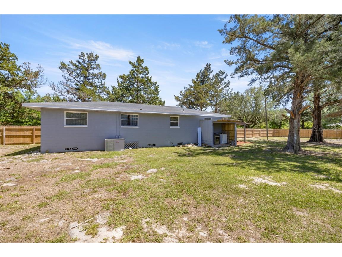 1025 NE 4th Street Chiefland FL 32626 OM699579 image6