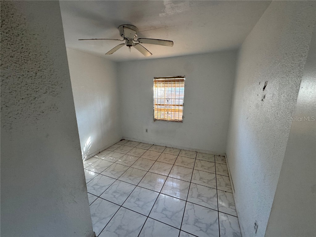 1025 NW 31st Avenue Miami FL 33125 TB8449729 image13