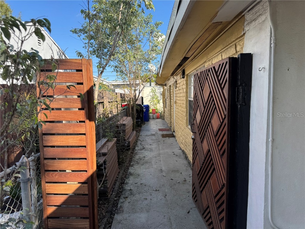 1025 NW 31st Avenue Miami FL 33125 TB8449729 image14