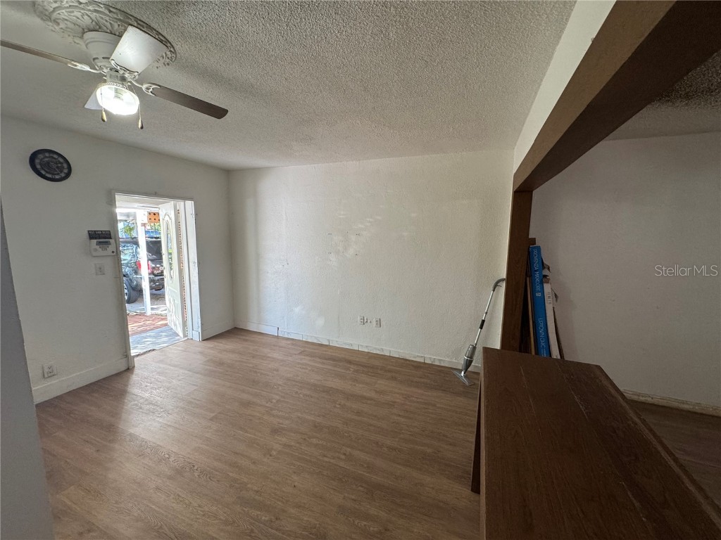 1025 NW 31st Avenue Miami FL 33125 TB8449729 image7