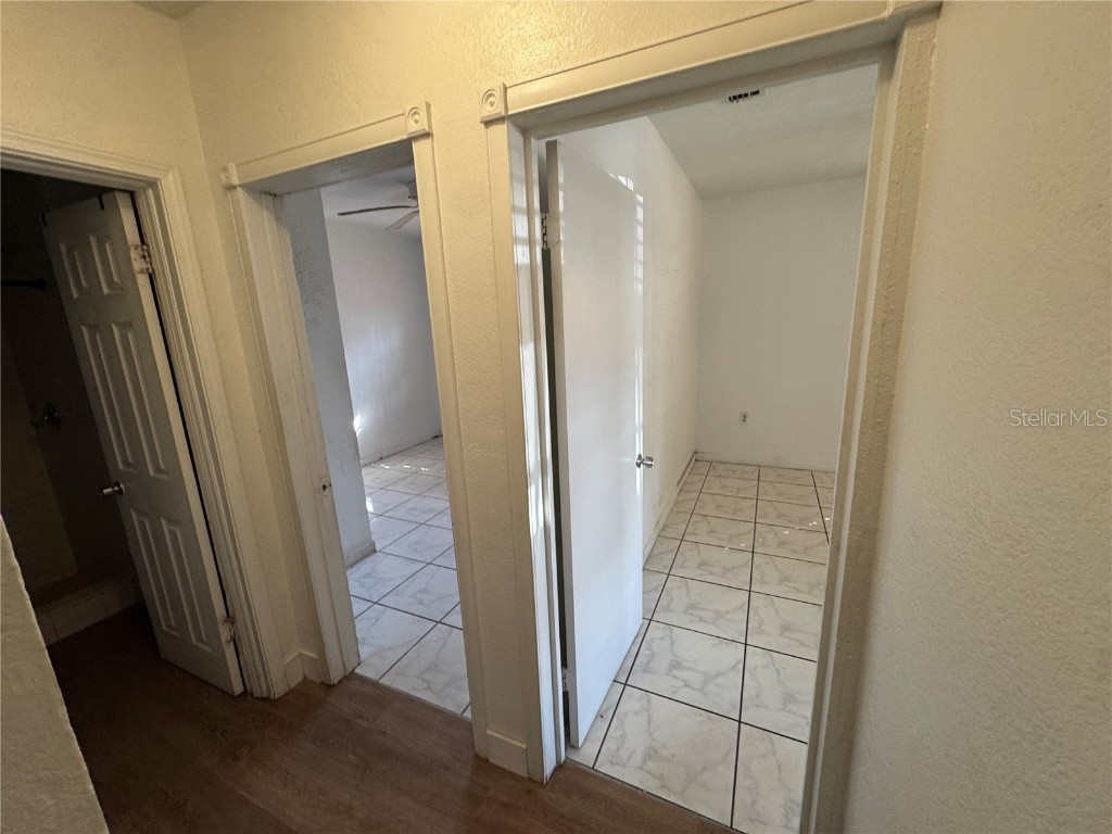 1025 NW 31st Avenue Miami FL 33125 TB8449729 image9