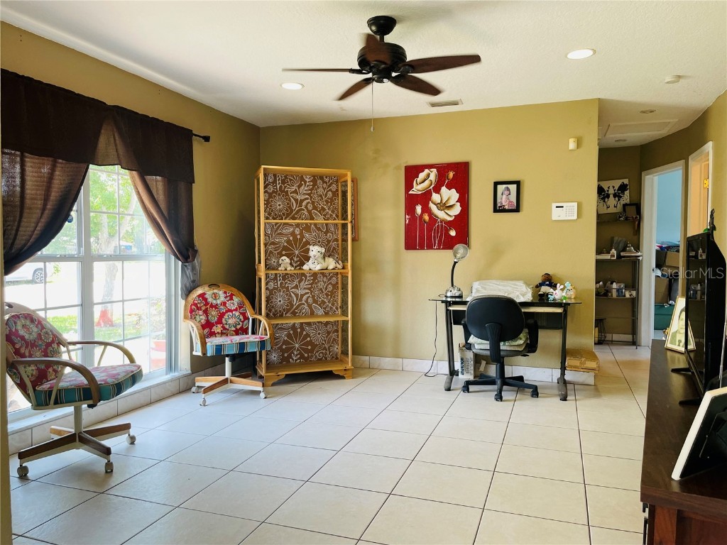 1025 Persian Street Deltona FL 32725 V4943465 image5