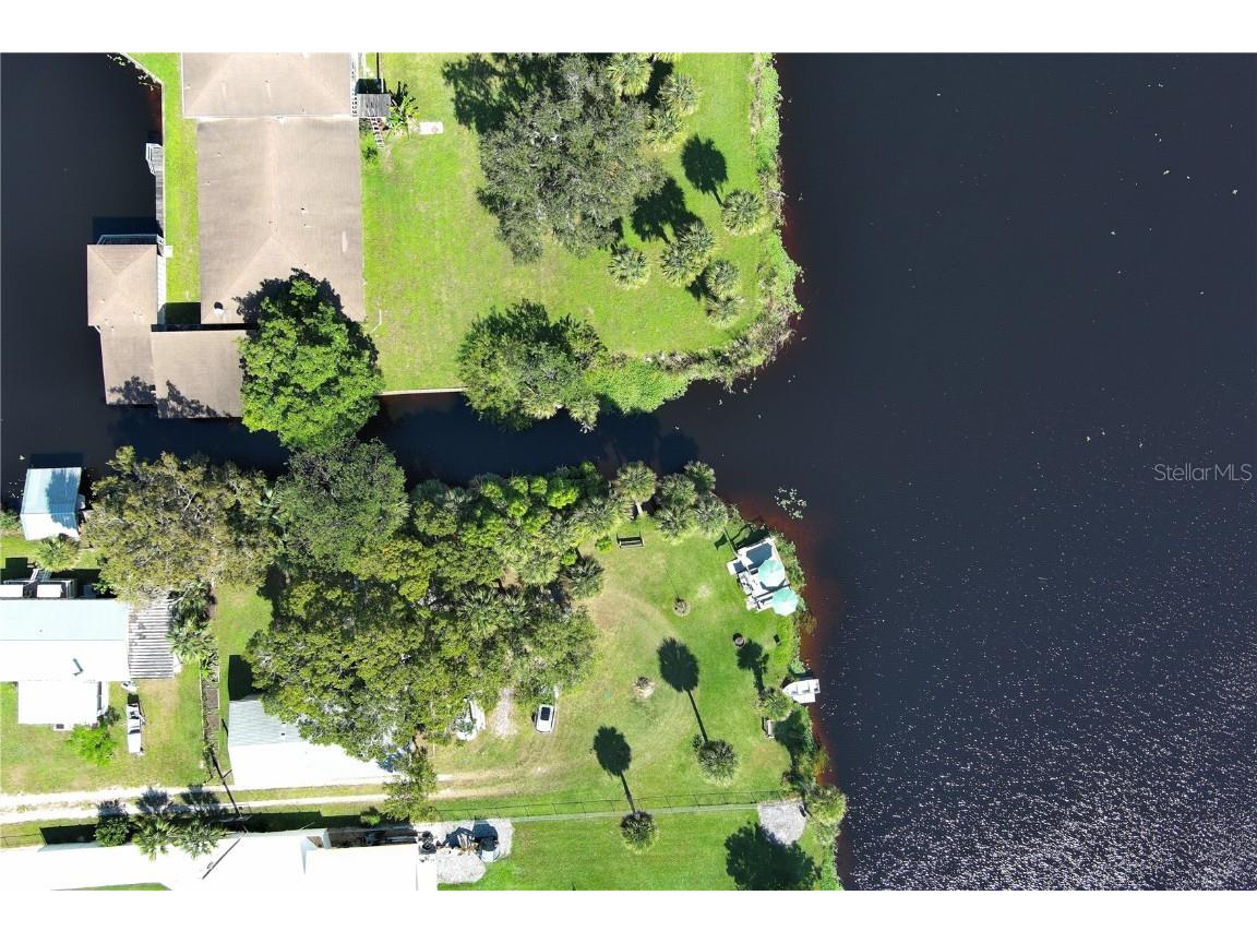 1025 Roberts Lane Moore Haven FL 33471 - LAKE OKEECHOBEE OK225716 image4