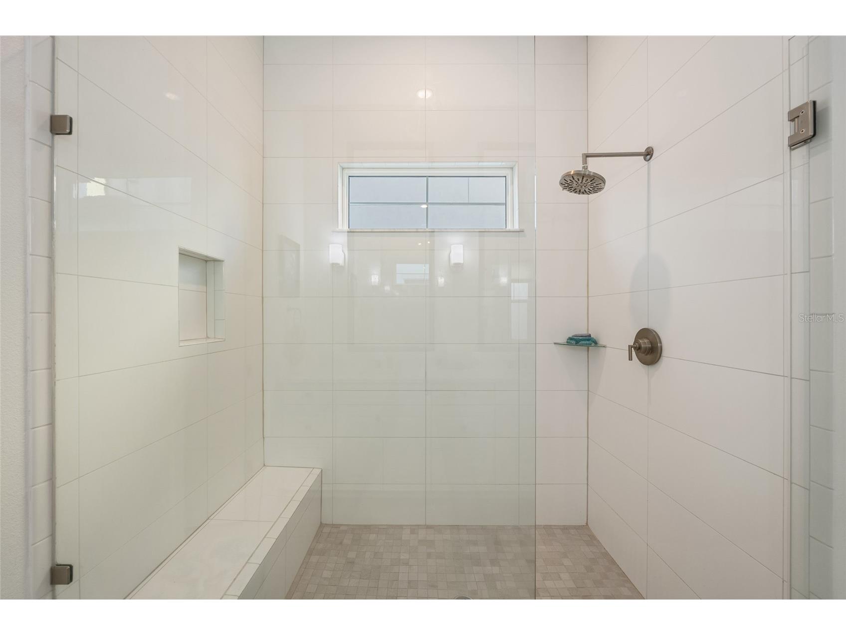 1025 Seagrape Drive Ruskin FL 33570 TB8446095 image22