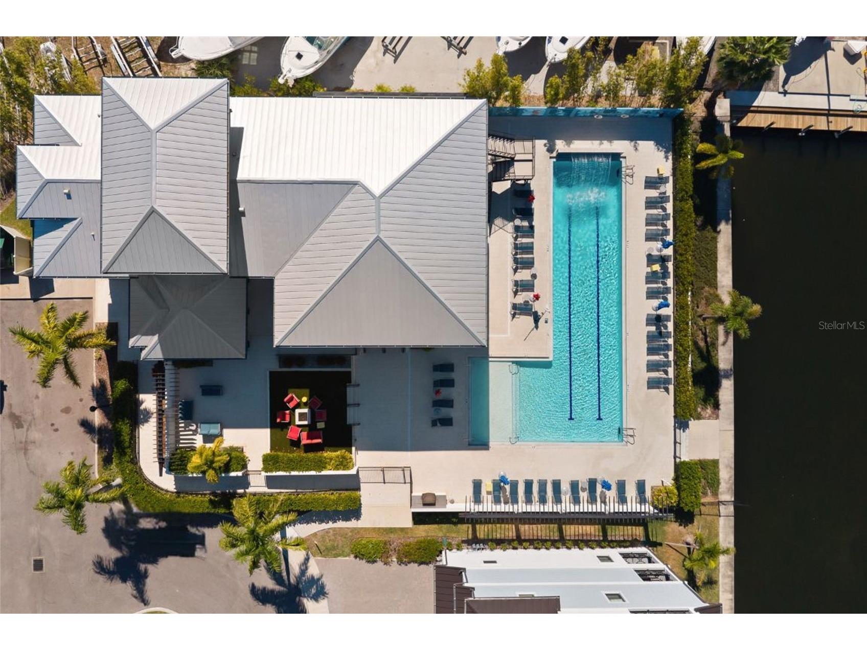 1025 Seagrape Drive Ruskin FL 33570 TB8446095 image47