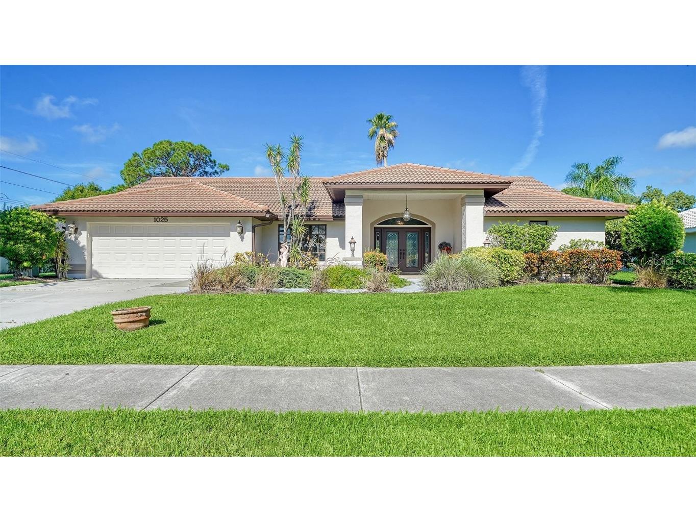 1025 Sorrento Woods Boulevard Nokomis FL 34275 - SHAKETT CREEK N6134229 image1