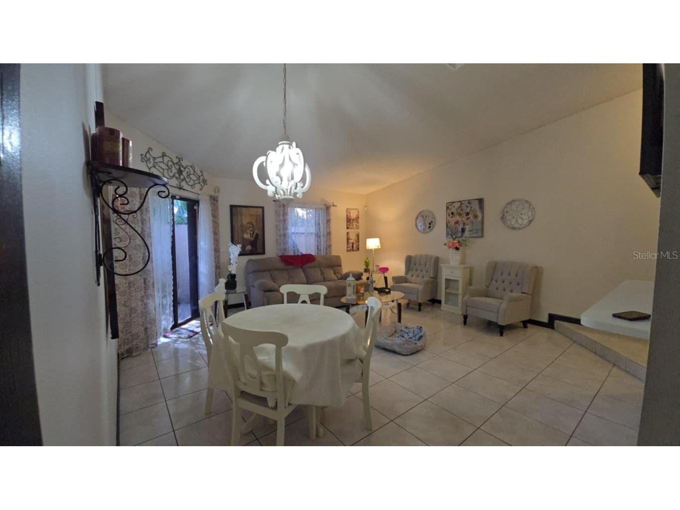 1025 SW 113th Terrace Pembroke Pines FL 33025 TB8460502 image5