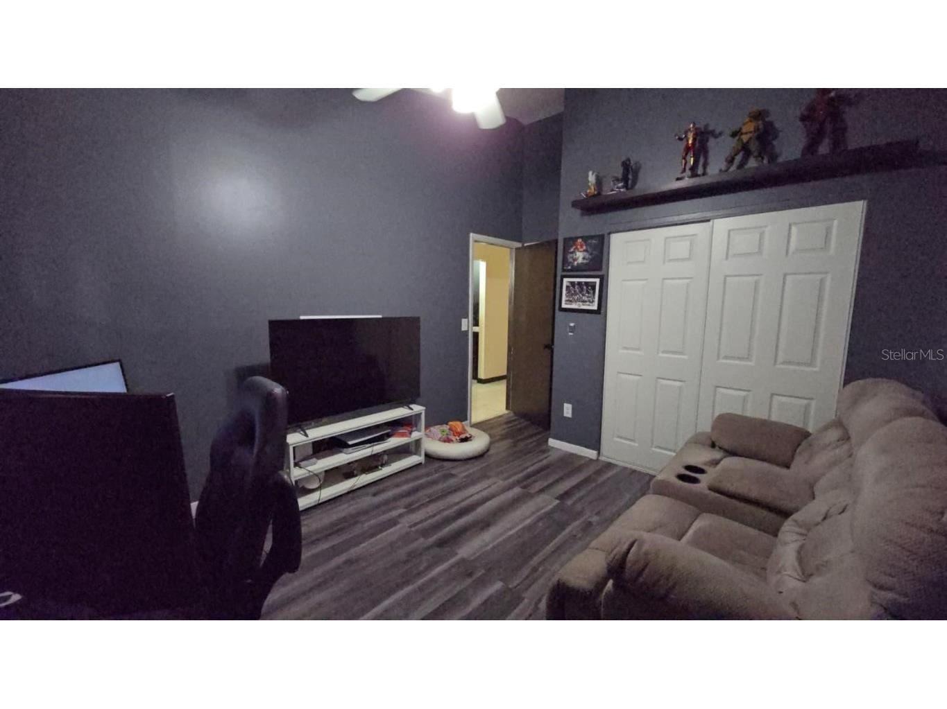 1025 SW 113th Terrace Pembroke Pines FL 33025 TB8460502 image7