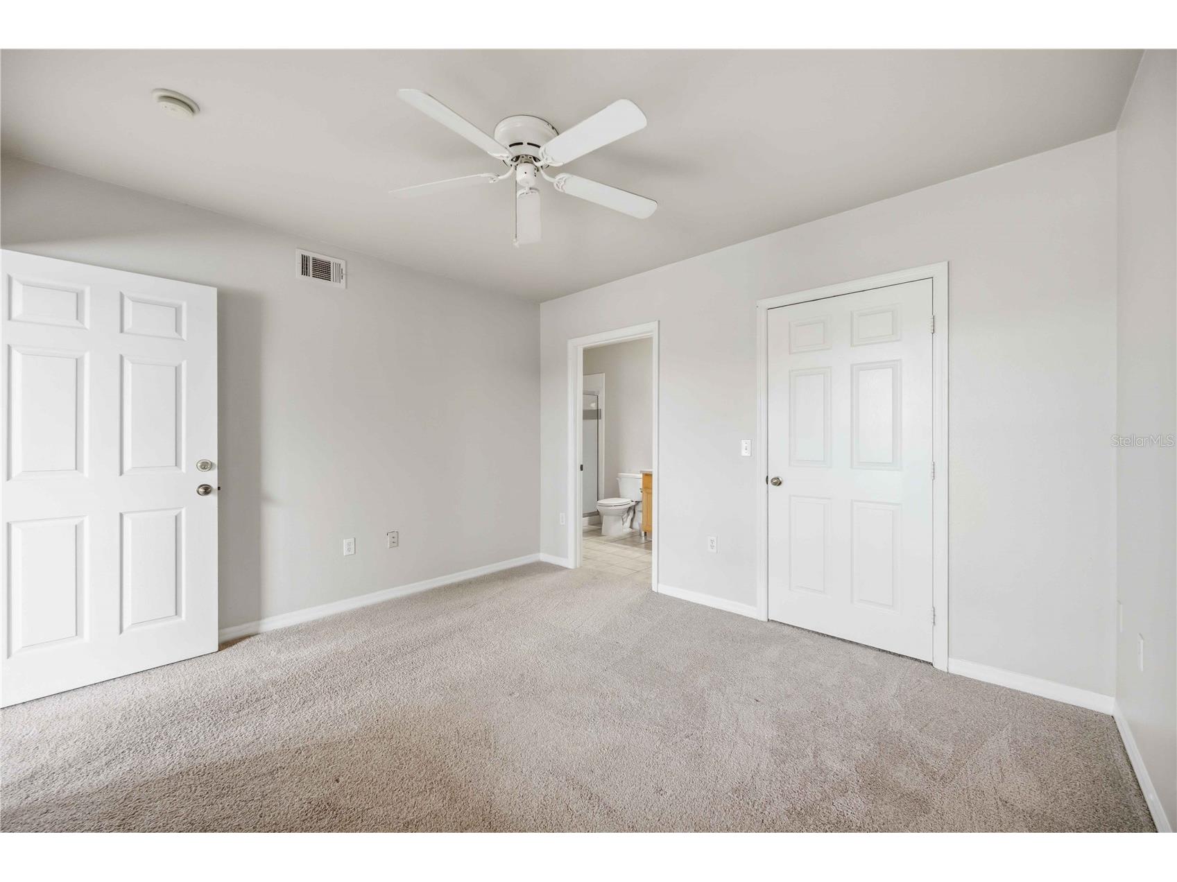 1025 Villagio Circle #208 Sarasota FL 34237 A4696723 image23
