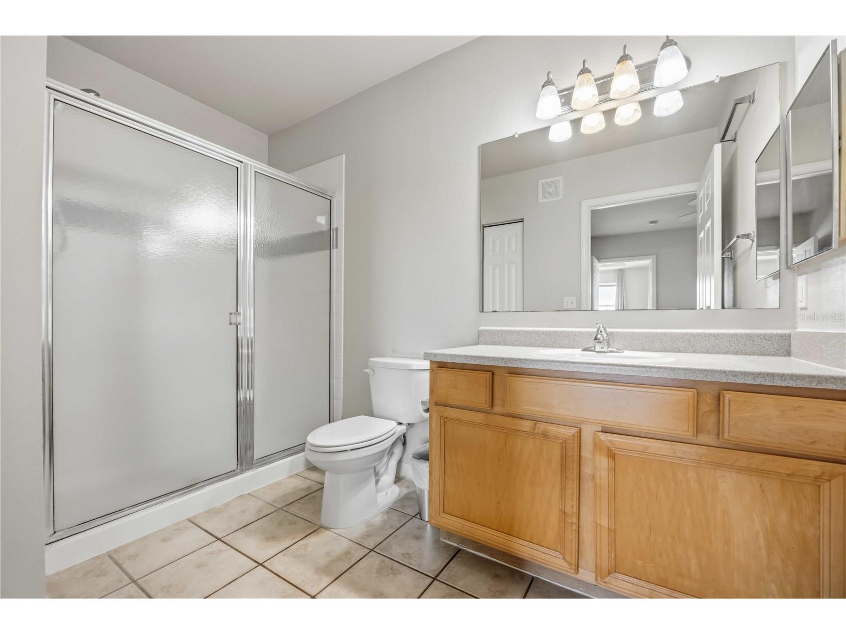 1025 Villagio Circle #208 Sarasota FL 34237 A4696723 image26