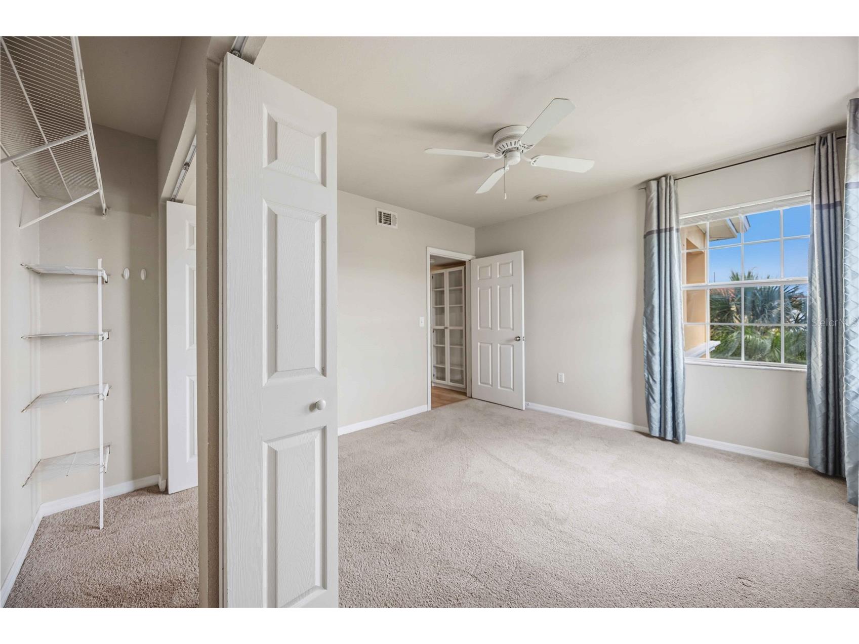 1025 Villagio Circle #208 Sarasota FL 34237 A4696723 image33