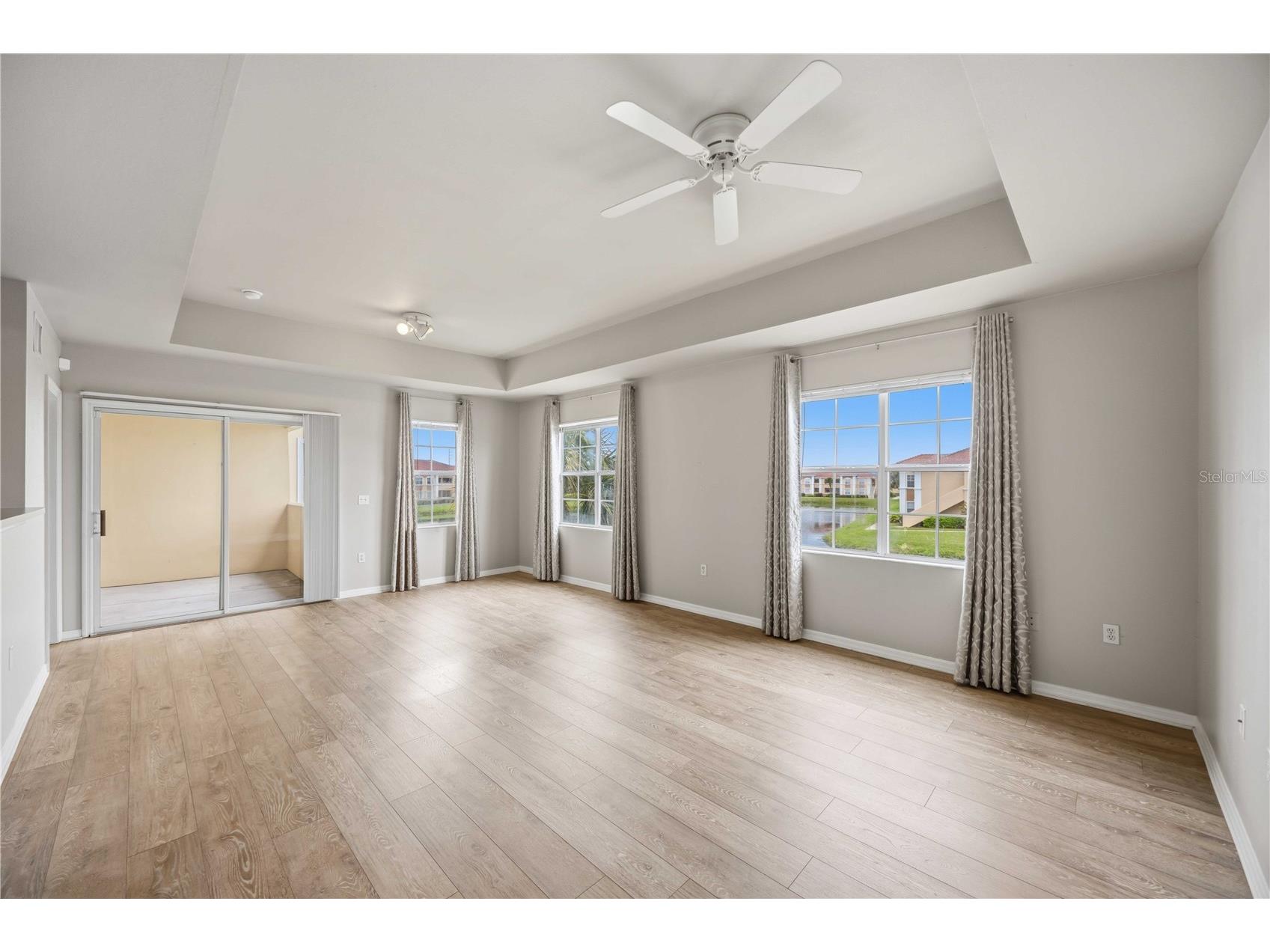 1025 Villagio Circle #208 Sarasota FL 34237 A4696723 image4