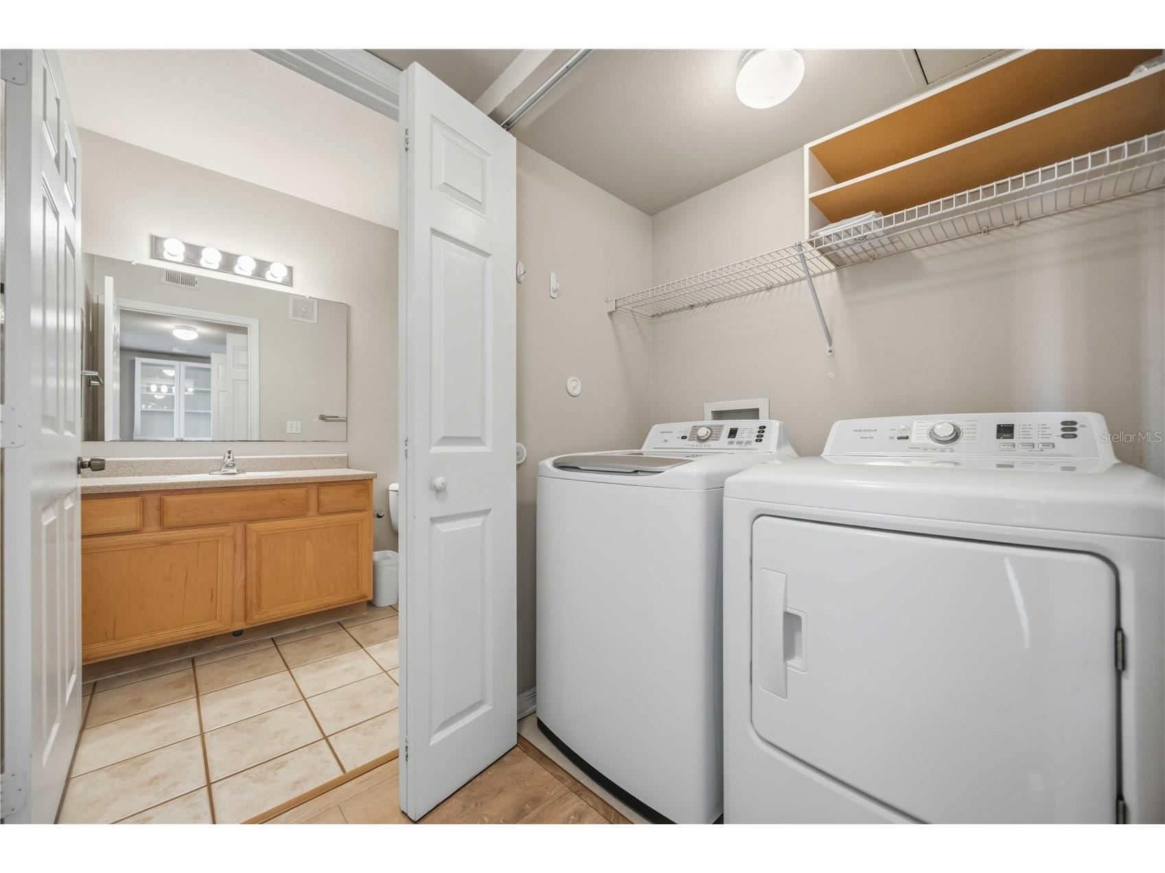 1025 Villagio Circle #208 Sarasota FL 34237 A4696723 image40