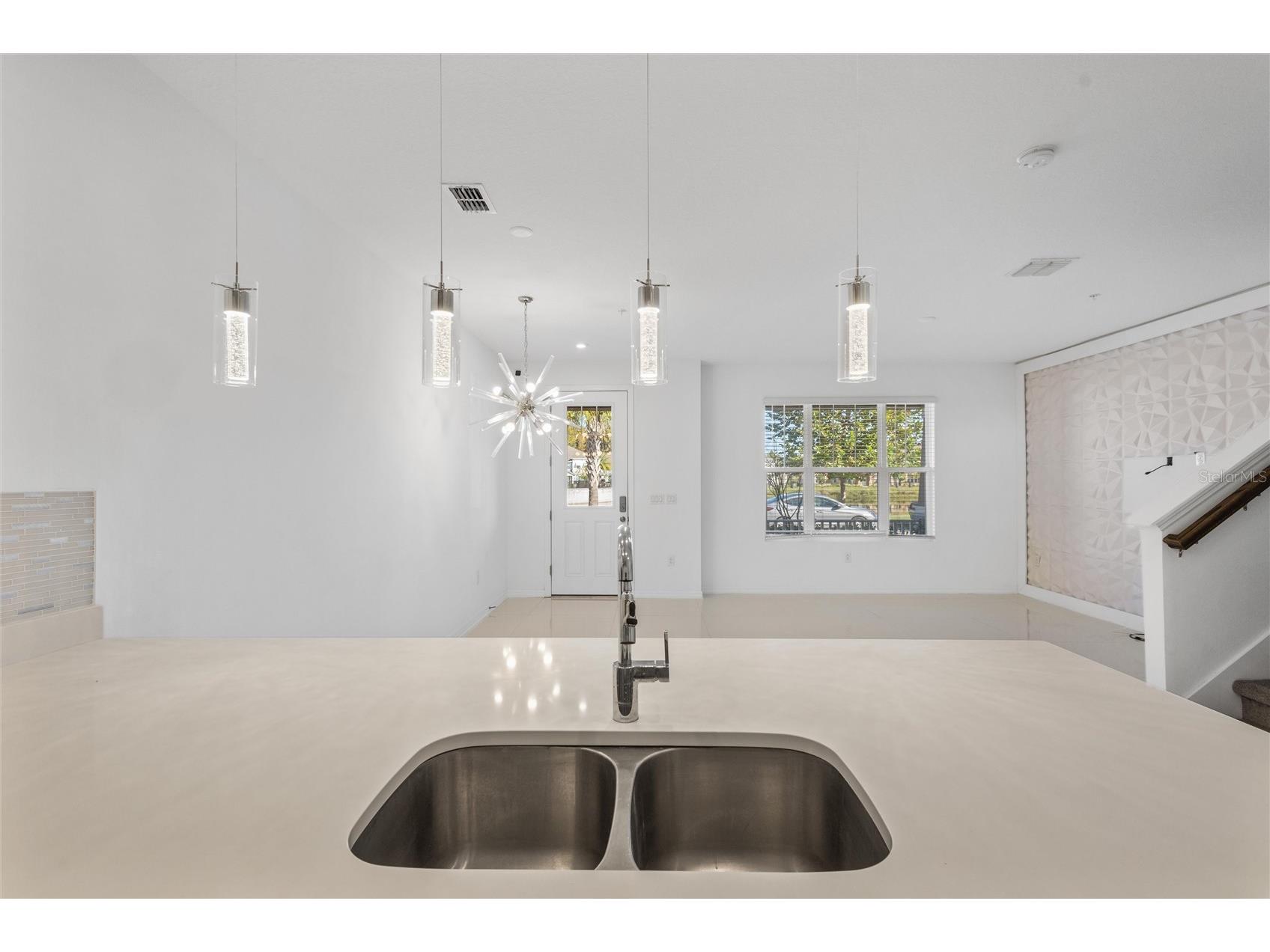 10251 Highline Crest Street Orlando FL 32832 O6414589 image17