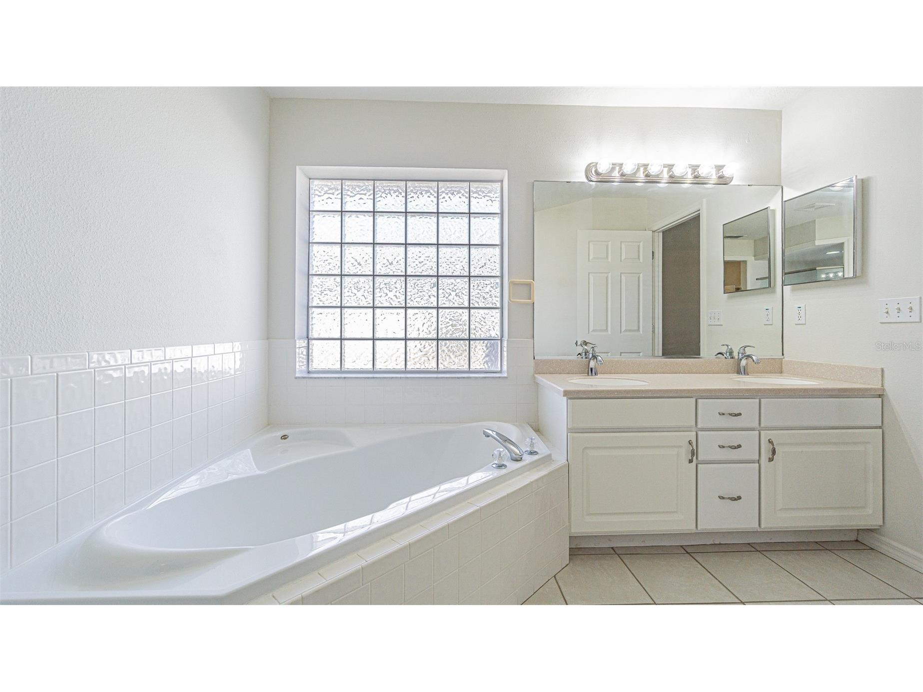 10251 Moshie Lane San Antonio FL 33576 TB8464153 image22