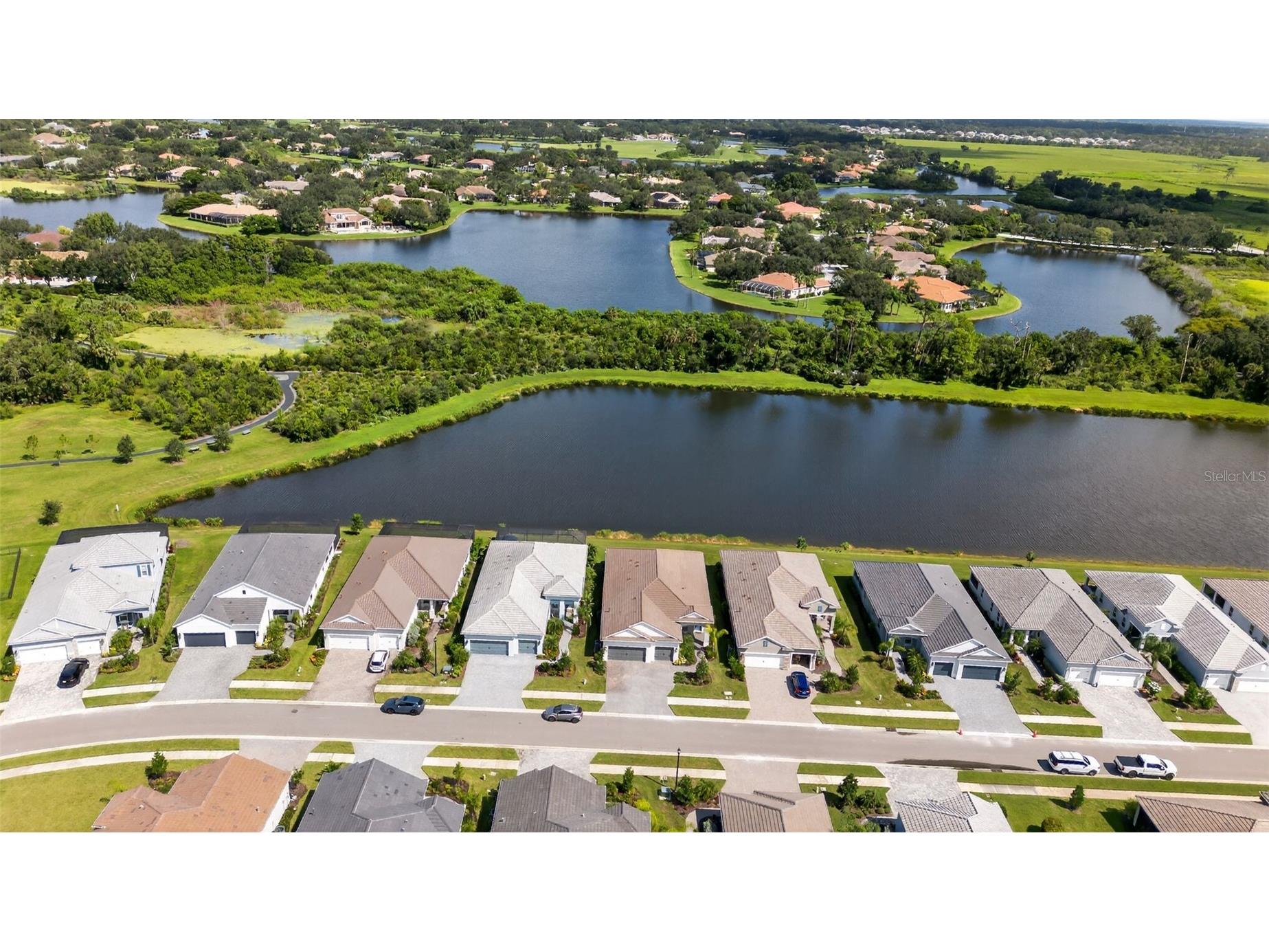 10253 Canaveral Circle Sarasota FL 34241 A4682019 image39