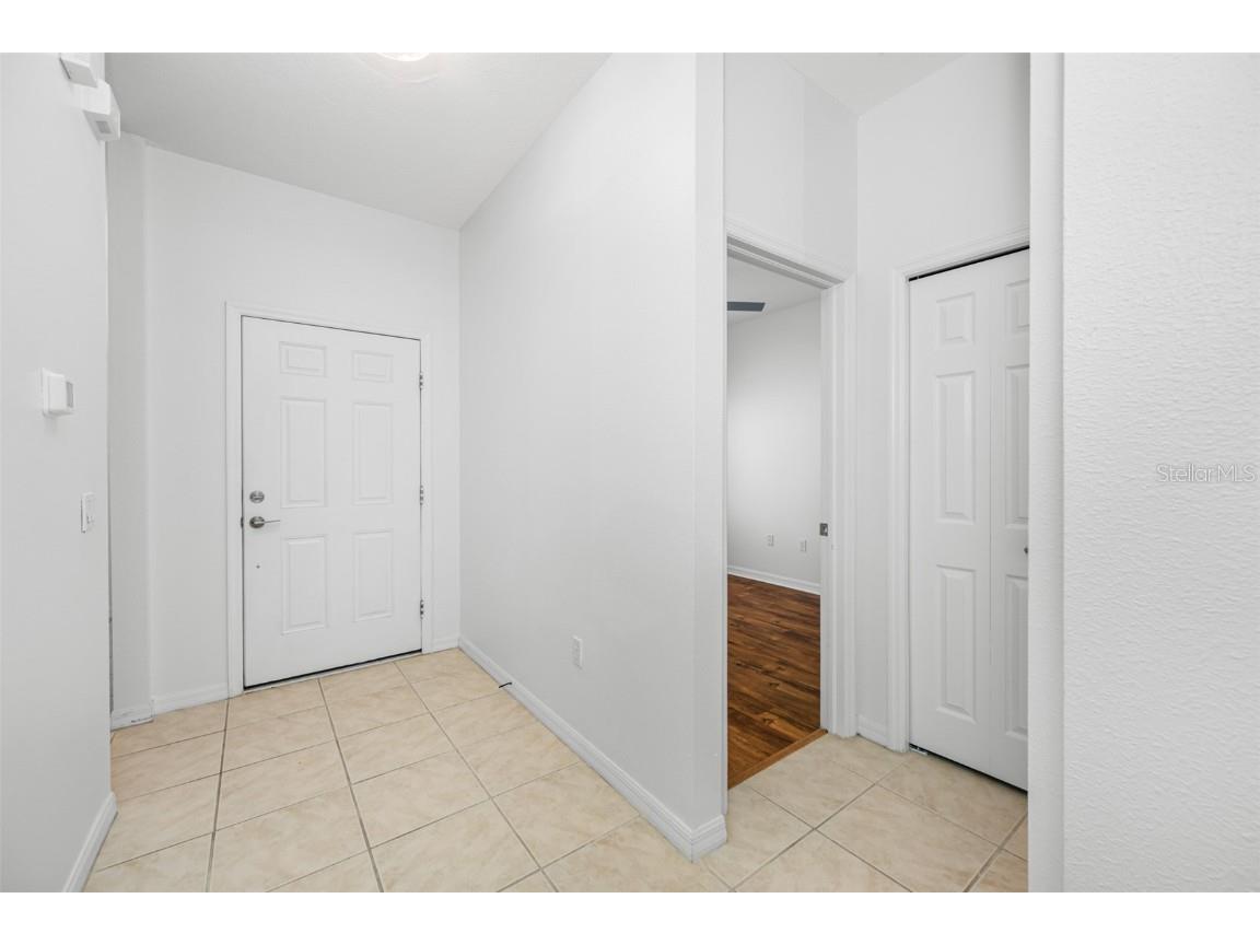 10255 Devonshire Lake Drive Tampa FL 33647 TB8391895 image4