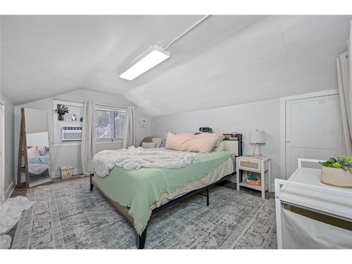 1026 12th Street N Saint Petersburg FL 33705 TB8447281 image10