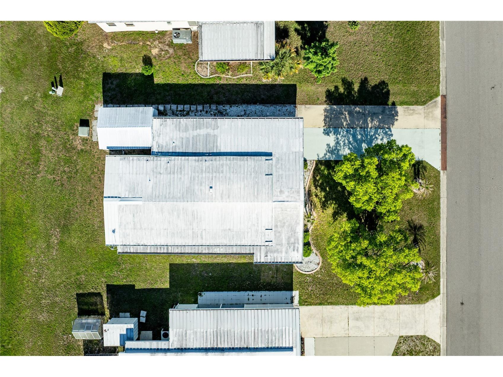 1026 Capella Drive Tavares FL 32778 - Lake Frances G5111146 image4