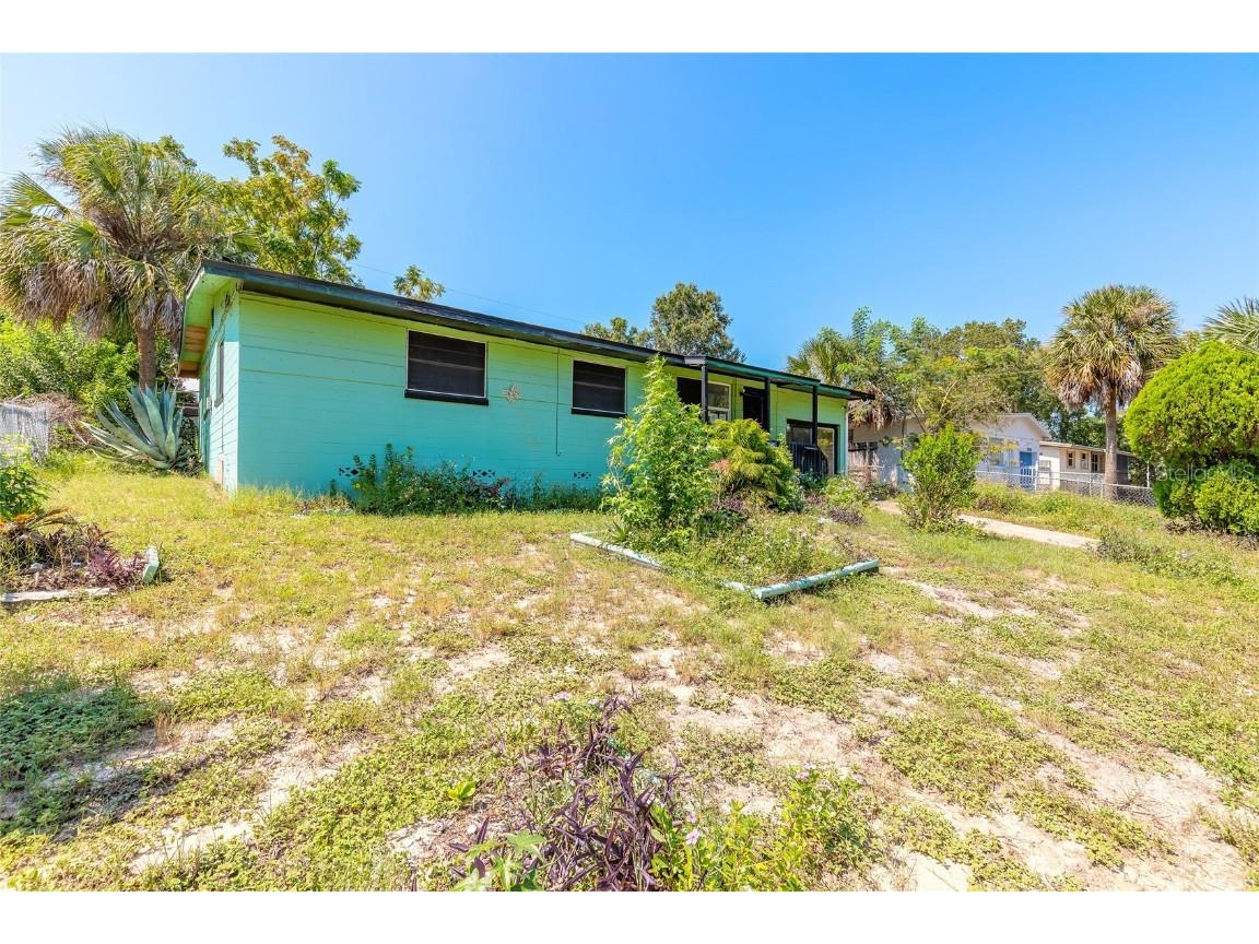 1026 Imperial Drive Daytona Beach FL 32117 V4945023 image1