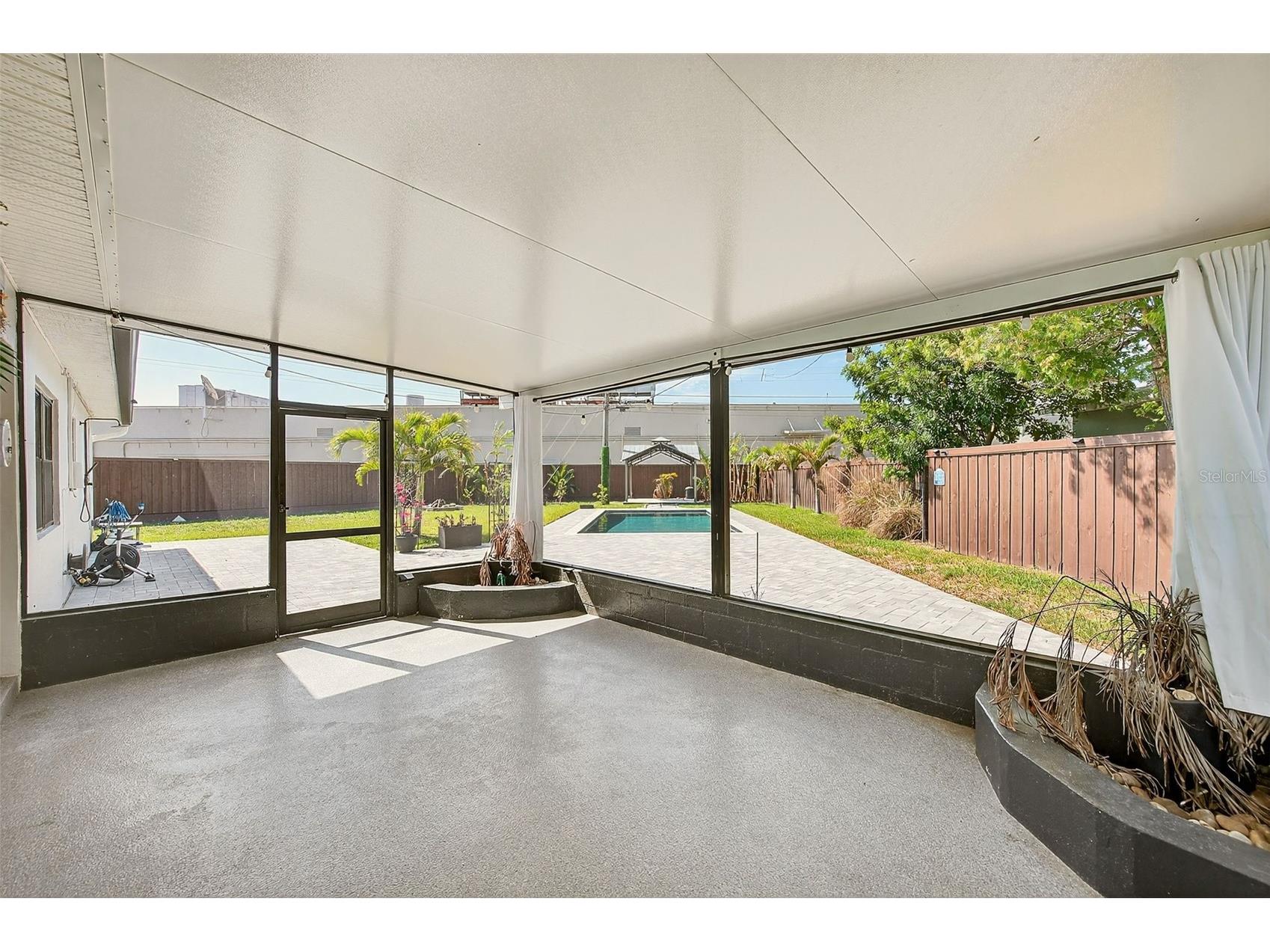 1026 Meadowlawn Drive N Saint Petersburg FL 33702 TB8492404 image20