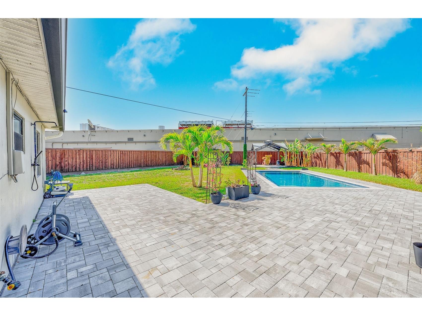 1026 Meadowlawn Drive N Saint Petersburg FL 33702 TB8492404 image30