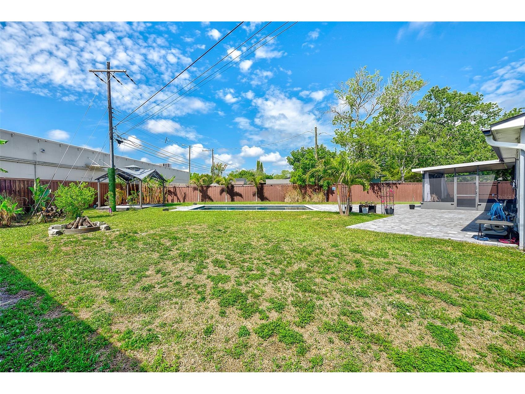 1026 Meadowlawn Drive N Saint Petersburg FL 33702 TB8492404 image37