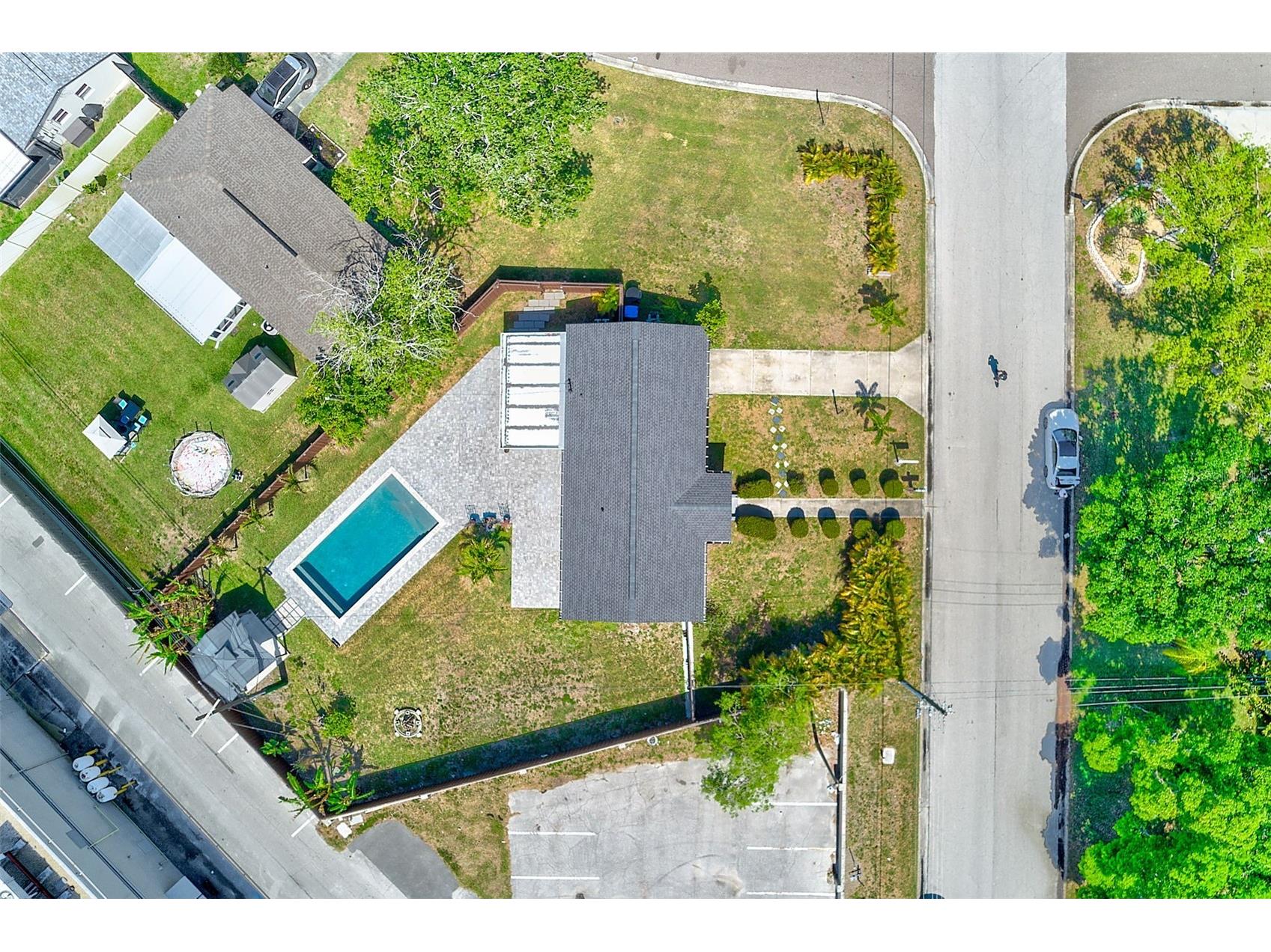 1026 Meadowlawn Drive N Saint Petersburg FL 33702 TB8492404 image45